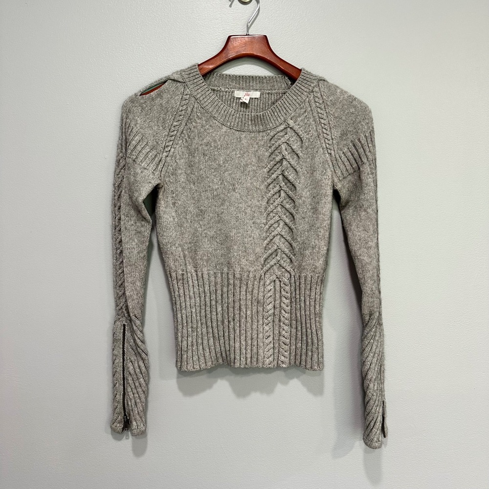 Joie Gray Cable‎ Knit Cold Shoulder Sweater Women's Size L Zip Cuffs